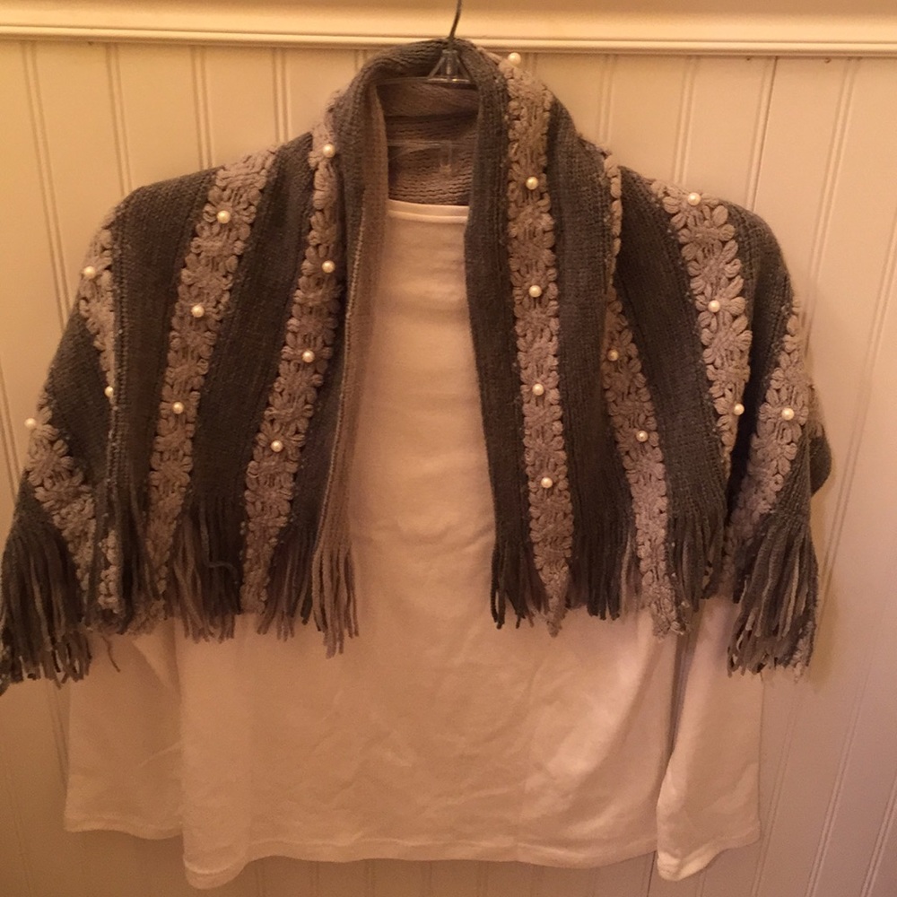 Beautiful sweater ! - Picture 5 of 7